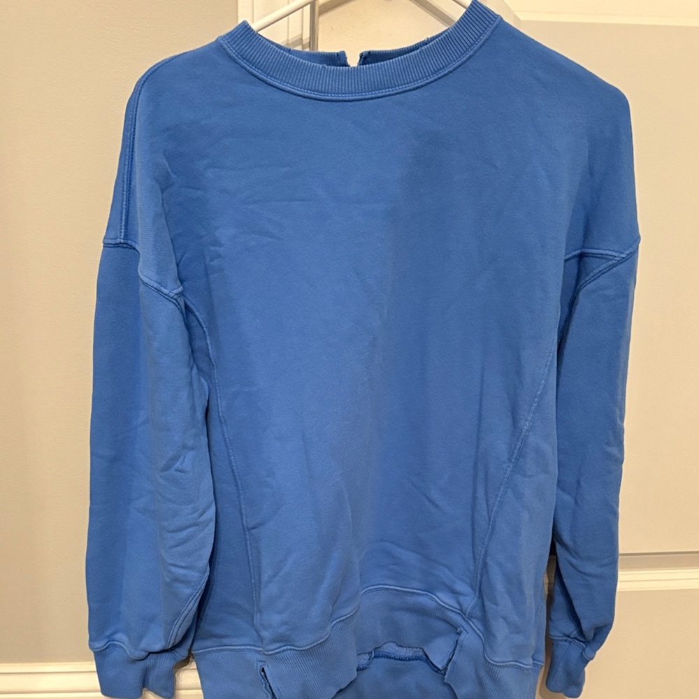 Aerie Women's Blue Crewneck Sweatshirt